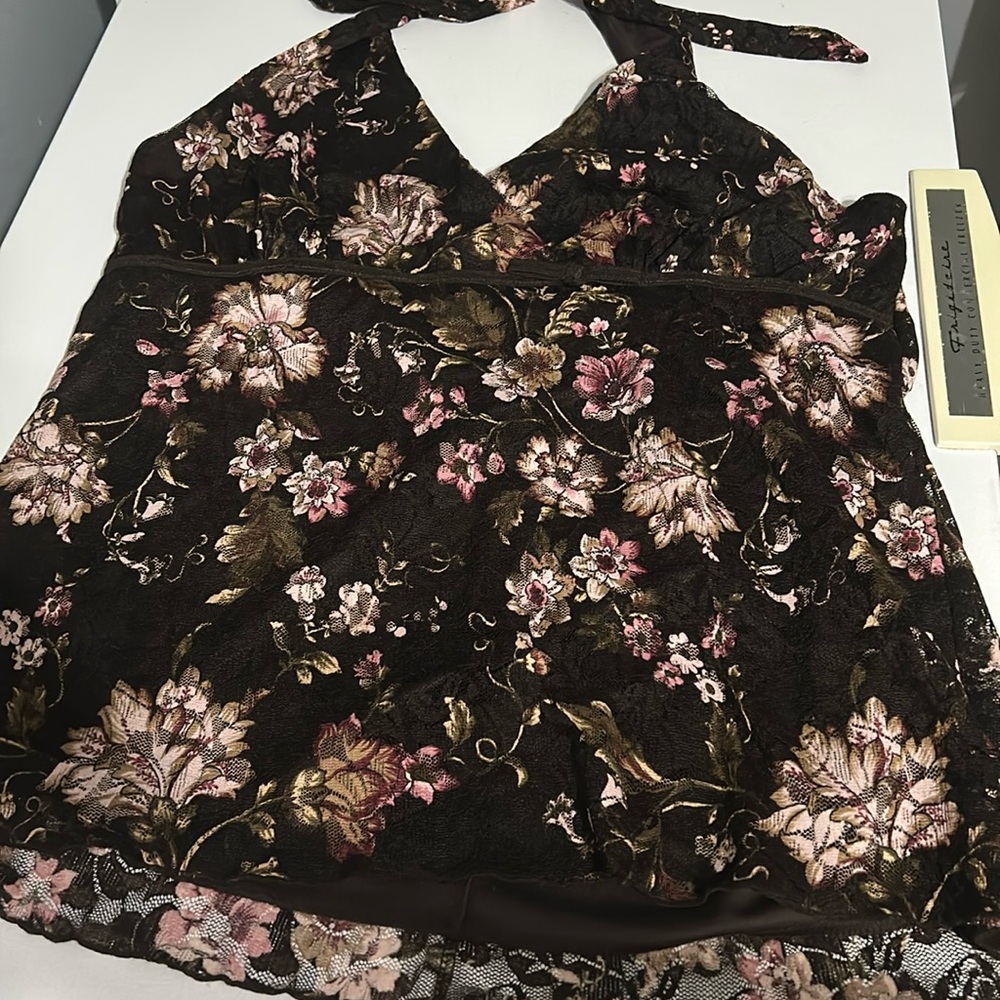 Beautiful lace Halter Top like new condition